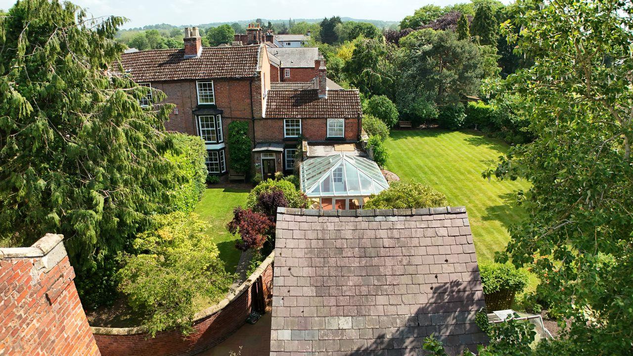 14 Chapel Street, Shrewsbury, SY4 5ER For Sale
